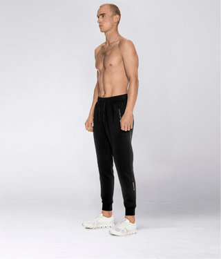 7500 . Momentum Regular-Fit Jogger - Black